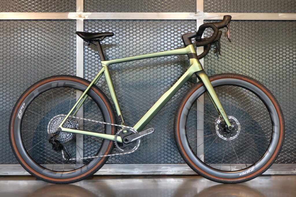 Colnago-C68-Bici-Gravel-Taglia-56-in-carbonio